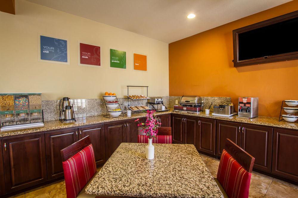 Comfort Inn West Phoenix At 27Th Ave And I-I0 Eksteriør billede