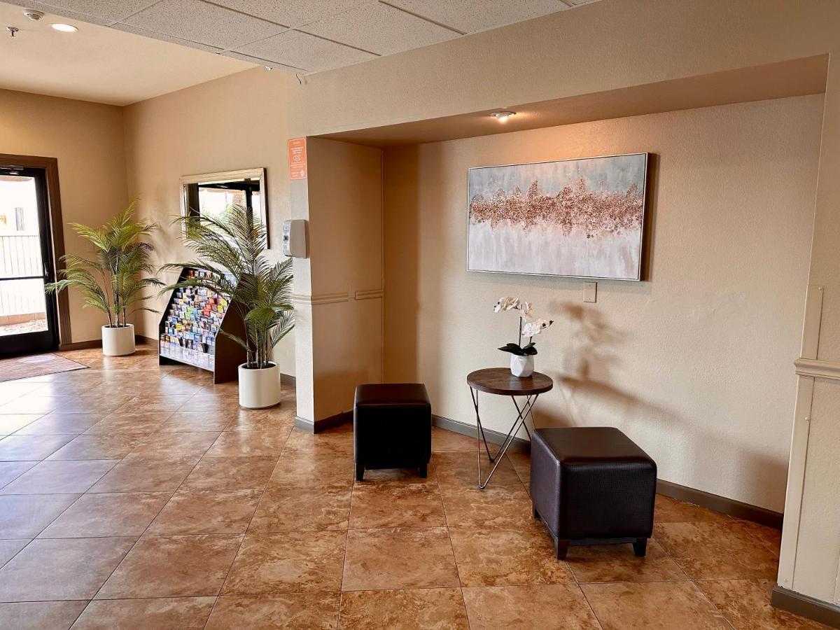Comfort Inn West Phoenix At 27Th Ave And I-I0 Eksteriør billede