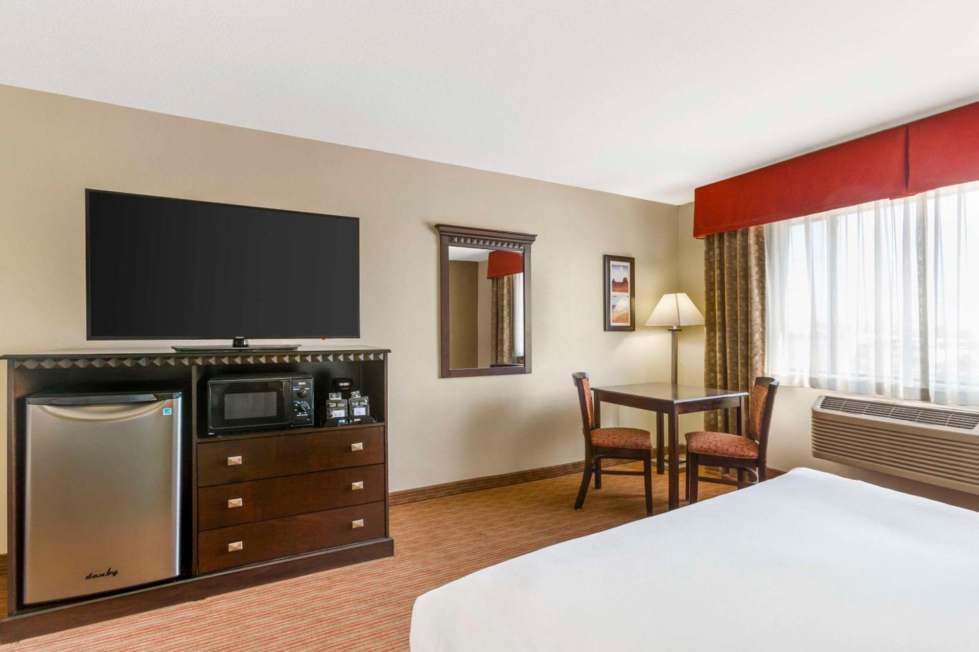 Comfort Inn West Phoenix At 27Th Ave And I-I0 Eksteriør billede