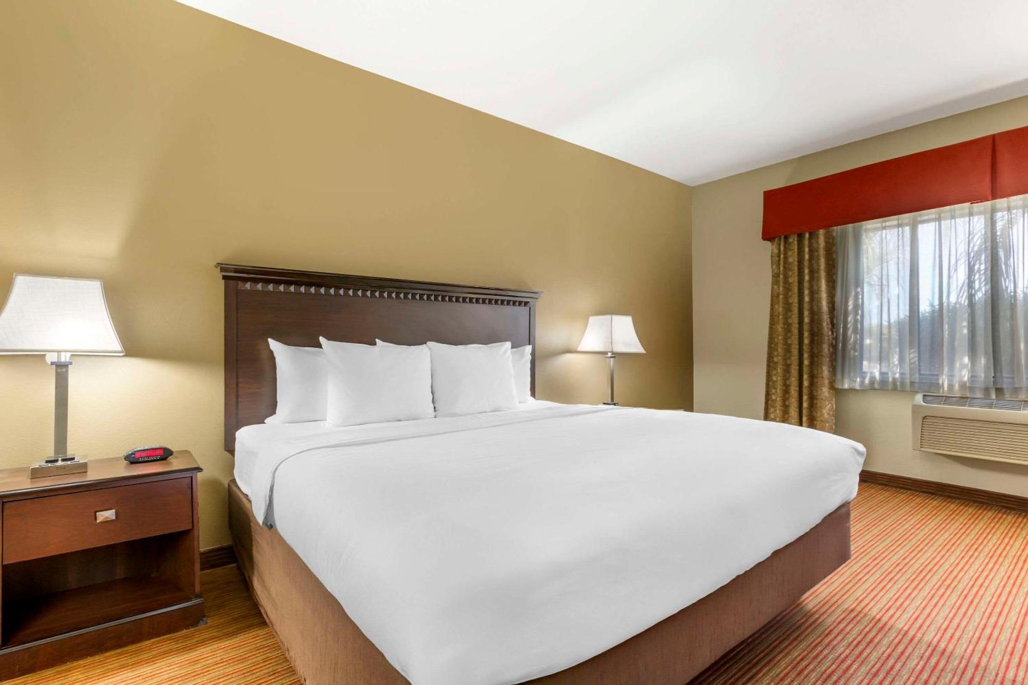 Comfort Inn West Phoenix At 27Th Ave And I-I0 Eksteriør billede